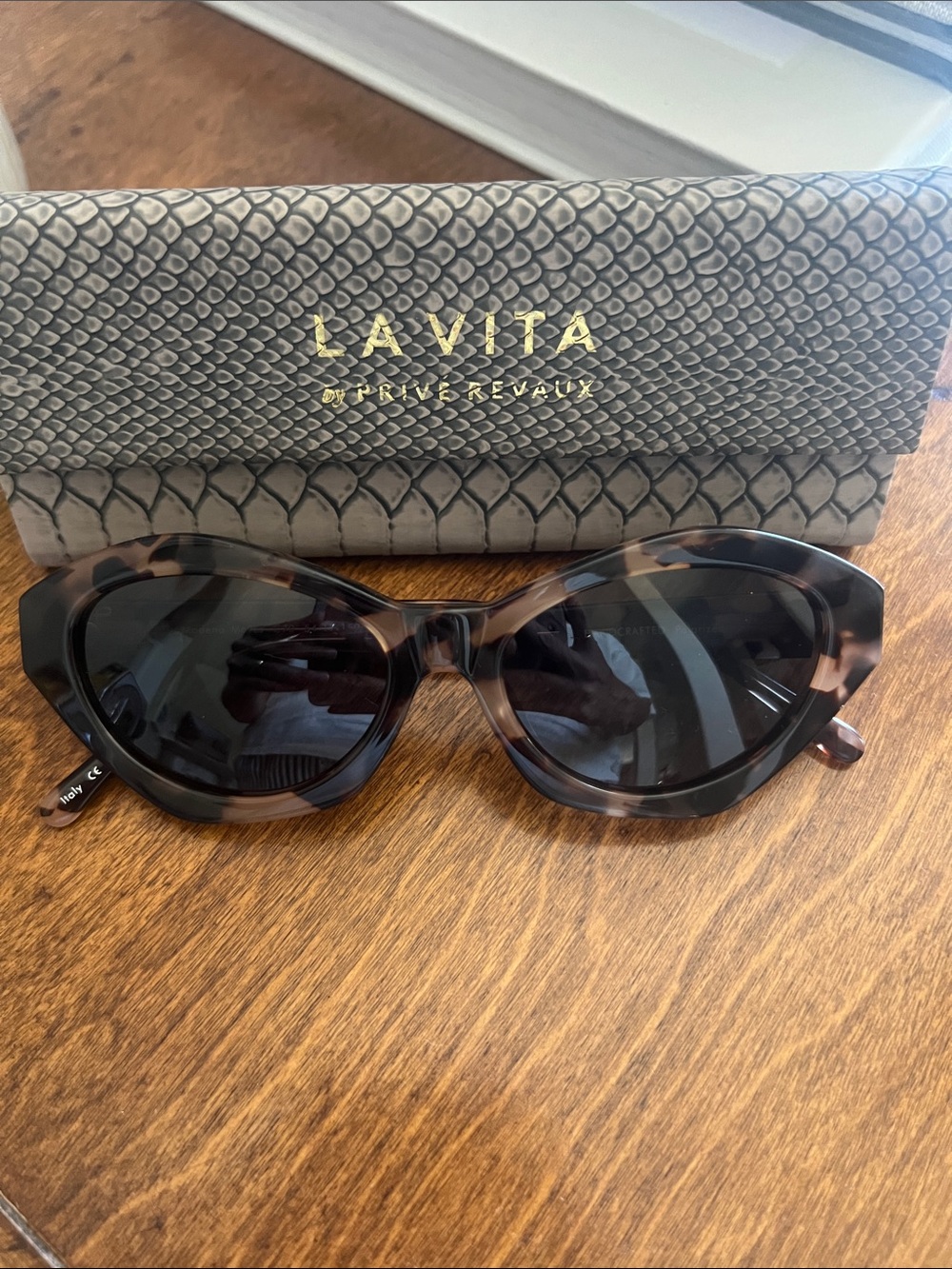 Women's Tortoiseshell Cat Eye Sunglasses - Brown la vita prove revaux